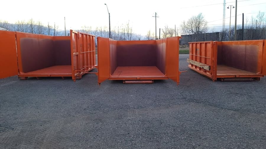 Open eight yard Norwest rental bin